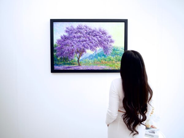 L’Arbre Violet – Chaloemkiat | 90 x 60 cm La Galerie d'art en ligne art gallery 7